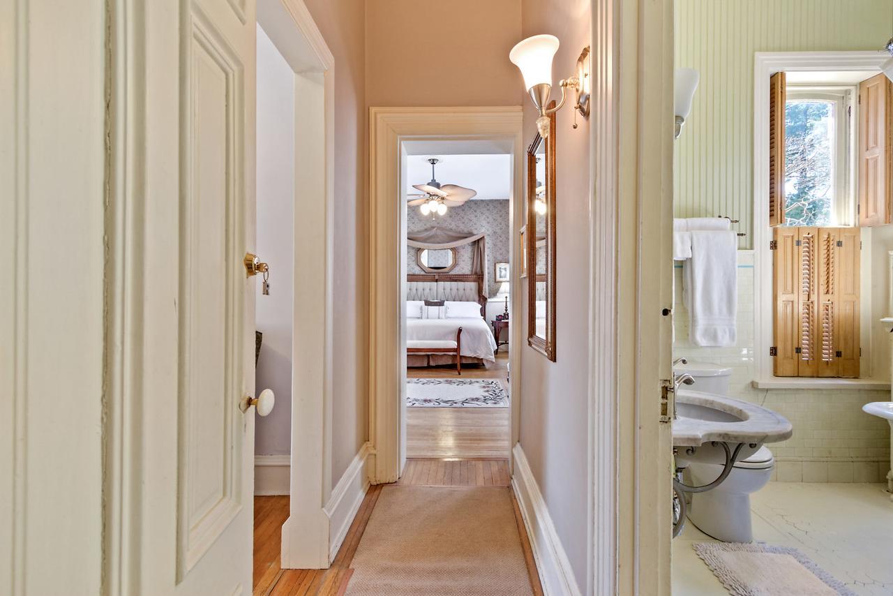 Lovelace Manor Bed And Breakfast Λάνκαστερ Εξωτερικό φωτογραφία